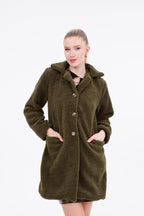 Düğmeli Cepli Kadın Peluş Kaban