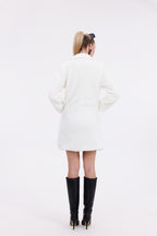 Düğmeli Cepli Kadın Peluş Kaban