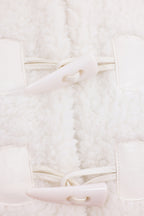 Beyaz Kapüşonlu Düğmeli Peluş Mont - Kadın