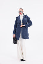 Düğmeli Cepli Kadın Peluş Kaban