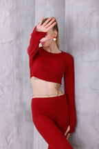 Kırmızı İspanyol Paça Pantolon & Uzun Kollu Parmak Geçirmeli Body Takım