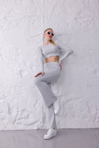 Gri İspanyol Paça Pantolon & Uzun Kollu Parmak Geçirmeli Body Takım