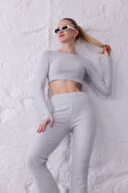 Gri İspanyol Paça Pantolon & Uzun Kollu Parmak Geçirmeli Body Takım