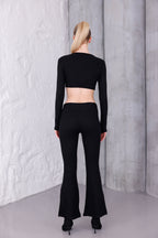 Siyah İspanyol Paça Pantolon & Uzun Kollu Parmak Geçirmeli Body Takım