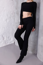 Siyah İspanyol Paça Pantolon & Uzun Kollu Parmak Geçirmeli Body Takım