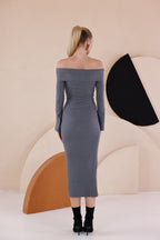 Madonna Yaka Dar Kalıp Uzun Kollu Elbise