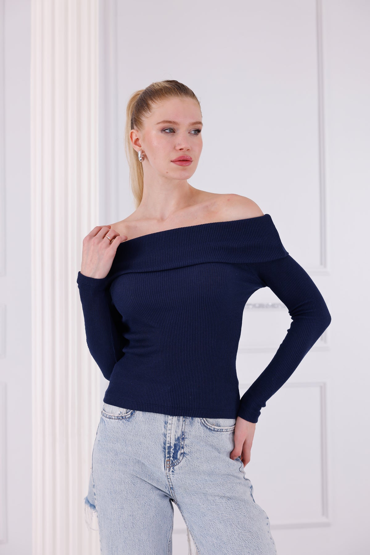 Lacivert Madonna Yaka Uzun Kollu Fitilli Kadın Bluz