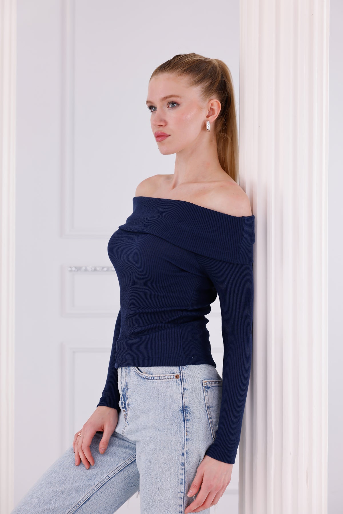 Lacivert Madonna Yaka Uzun Kollu Fitilli Kadın Bluz